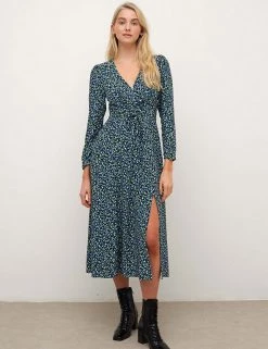 Nobody's Child Dresses Printed V-Neck Tie Detail Midaxi Tea Dress