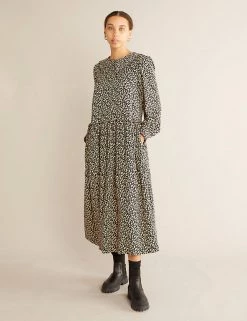 Albaray Dresses Floral Peter Pan Collar Midi Tiered Dress