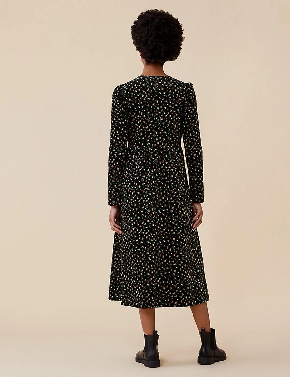 Finery London Dresses Cotton Rich Velvet Floral Midi Waisted Dress - Image 3