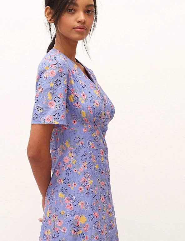 Nobody's Child Dresses Pure Cotton Floral V-Neck Midi Tea Dress - Image 5