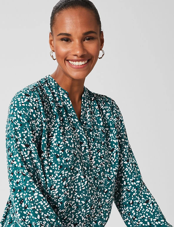 HOBBS Shirts & Blouses Printed V-Neck Long Sleeve Blouse - Image 4