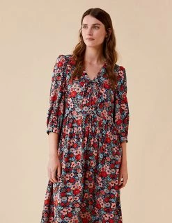 Finery London Dresses Floral V-Neck Midaxi Waisted Dress
