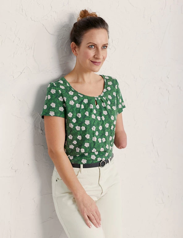 Seasalt Cornwall Women Cotton Blend Floral Short Sleeve Top