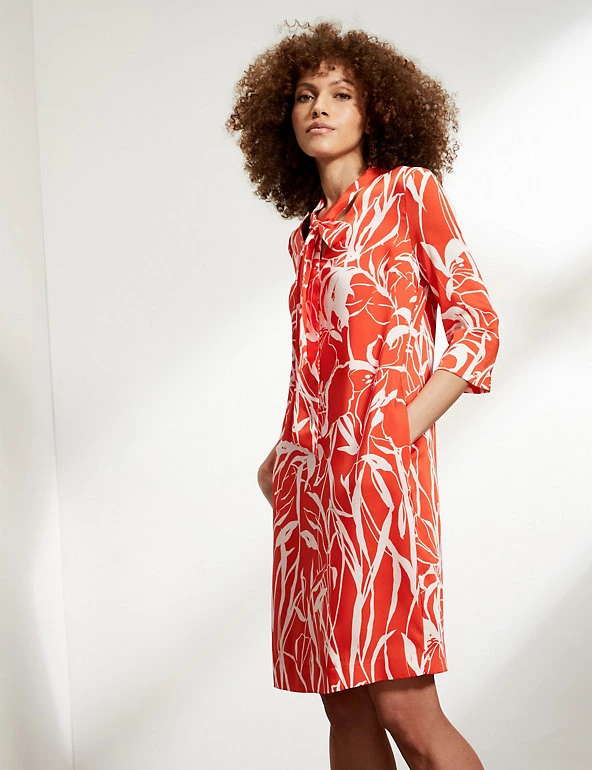 JAEGER Dresses Floral Tie Neck Mini Shift Dress