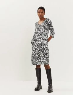 JAEGER Dresses Pure Silk Animal Print V-Neck Shift Dress