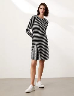 JAEGER Dresses Jersey Striped Knee Length Swing Dress