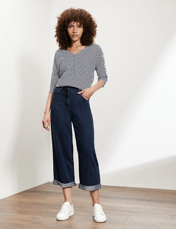 JAEGER Tops Pure Cotton Striped V-Neck Short Sleeve Top - Image 3